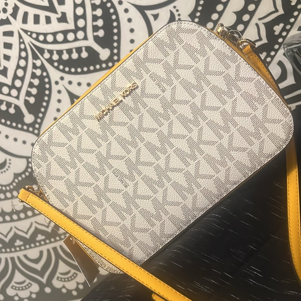 NWT Michael Kors Houston Crossbody